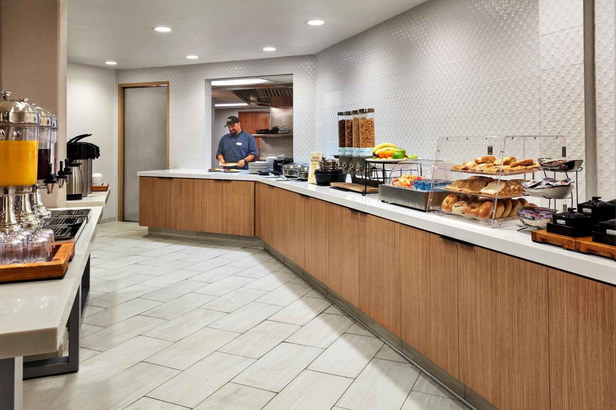 Hilton Garden Inn San Luis Obispo/Pismo Beach Exterior photo