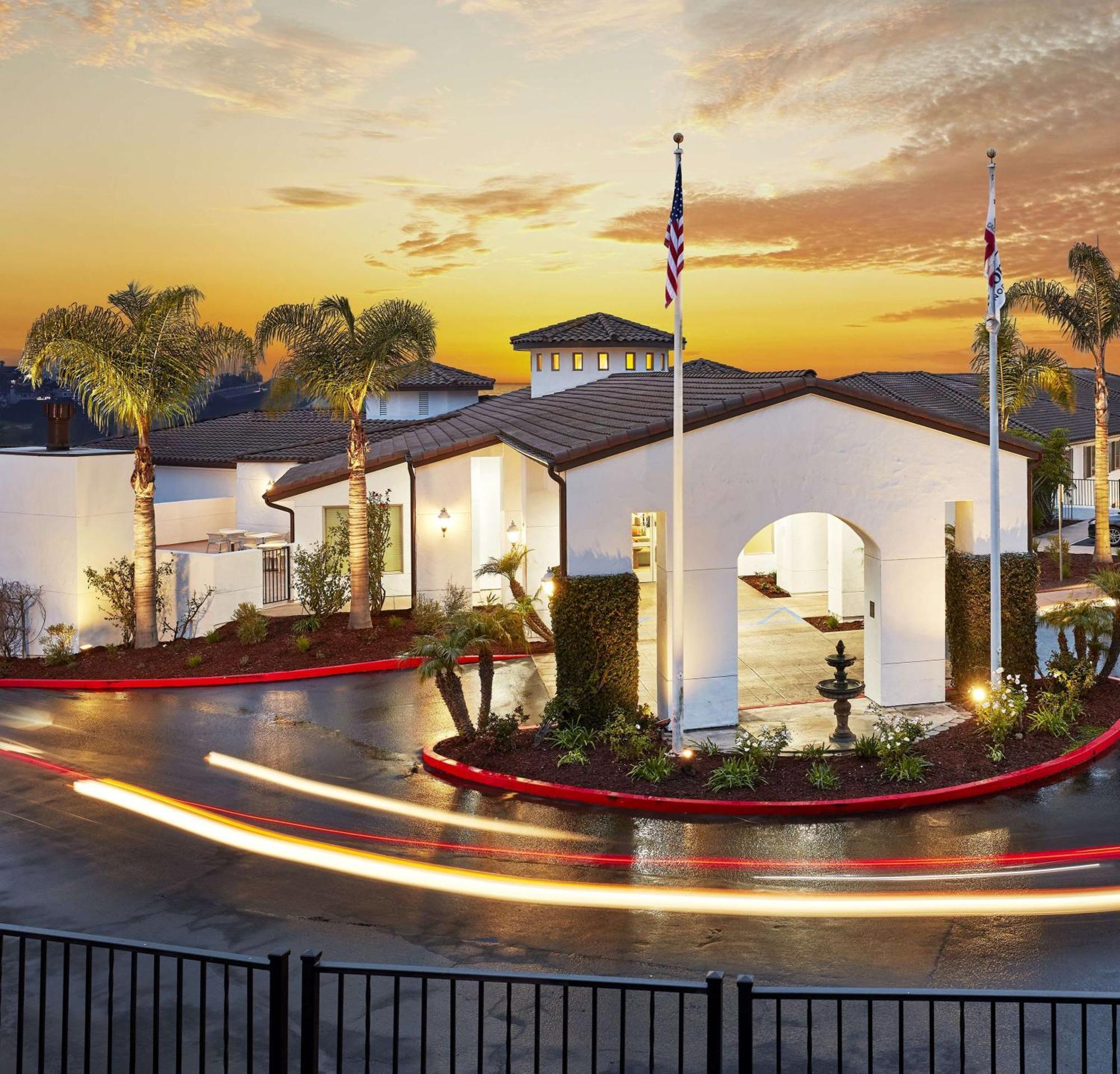 Hilton Garden Inn San Luis Obispo/Pismo Beach Exterior photo